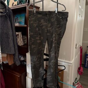 Camo Women's Jeans